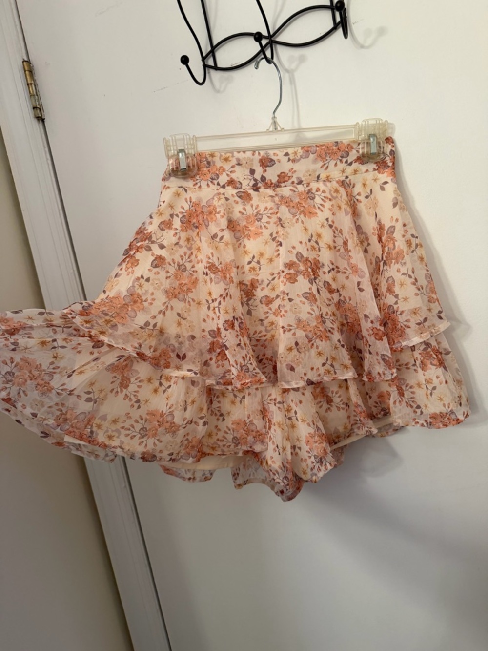 Tiered Floral Chiffon Skort in Cream and Brown - Picture 2 of 7